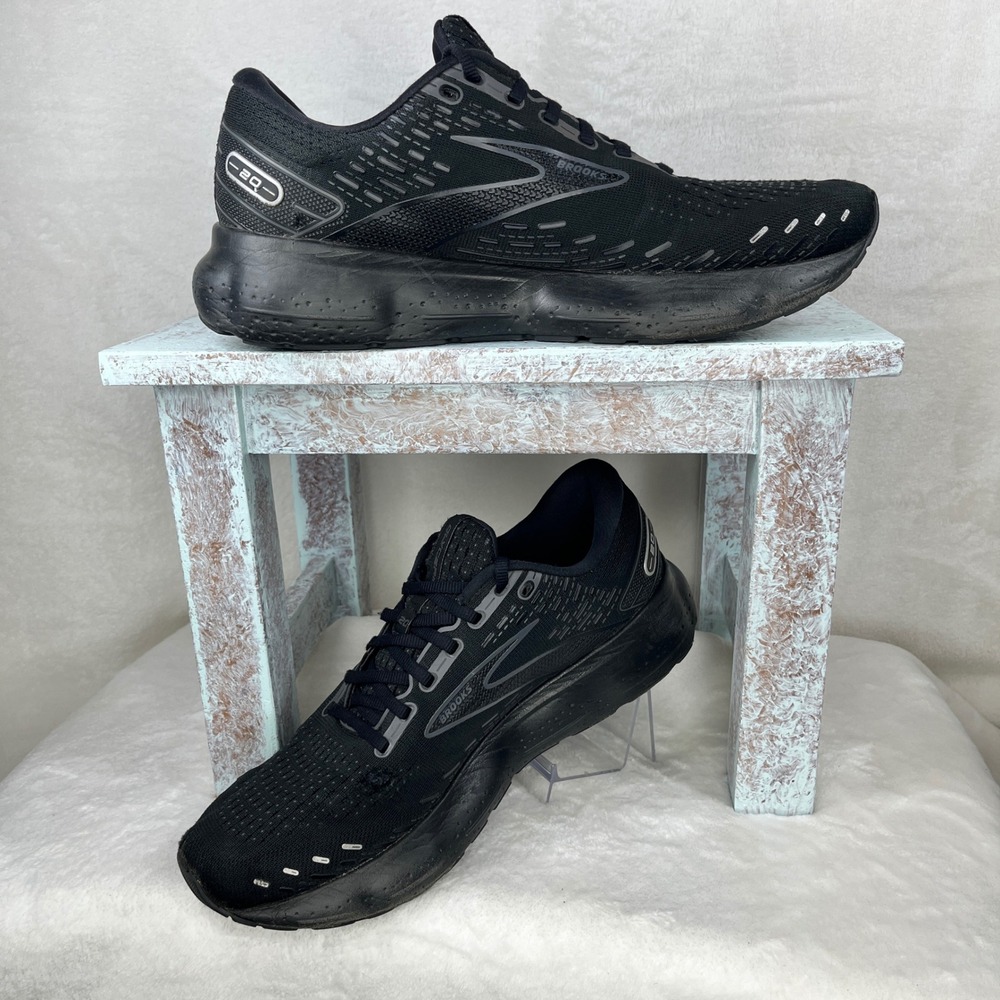 Brooks Black Athletic Shoes - Picture 2 of 10